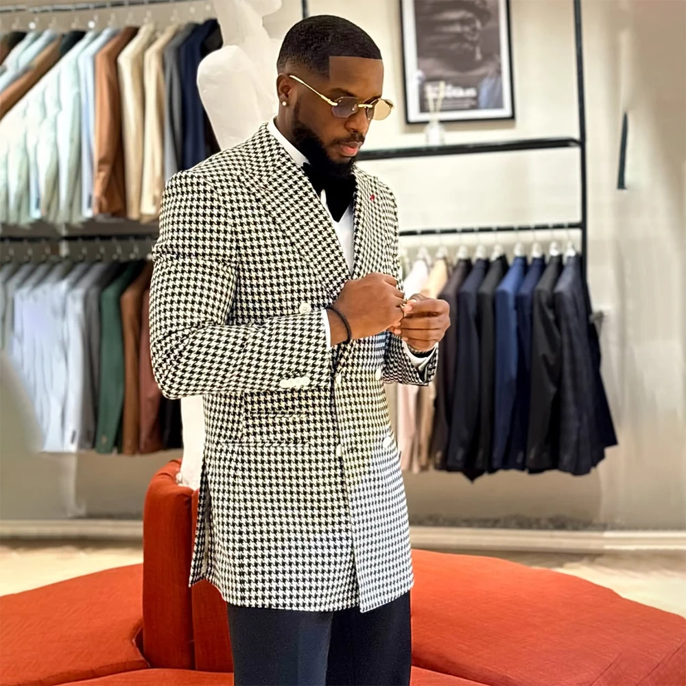 Classic Men's Suits 2026 Chic Double Breasted Peak Lapel Straight Blazer Fashion Regular Length 2 Piece Jacket Pants Sets
Classic Men's Suits 2026 Chic Double Breasted Peak Lapel Straight Blazer Fashion Regular Length 2 Piece Jacket Pants Sets