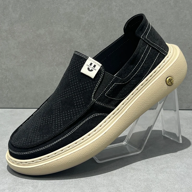 Timeless All-Match Male Vulcanized Shoes Soft Breathable Inner Fabric, Plain Style Convenient for Daily Outfit Combination
Timeless All-Match Male Vulcanized Shoes Soft Breathable Inner Fabric, Plain Style Convenient for Daily Outfit Combination