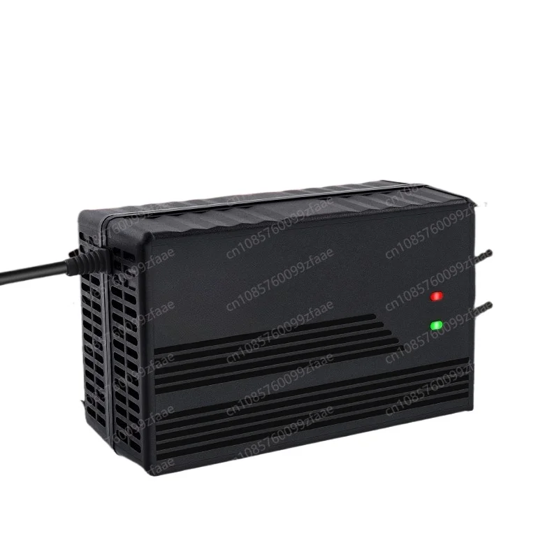Зарядное устройство для литиевых батарей электромобиля 24V36V10A, тройное литий-железо-фосфатное универсальное интеллектуальное быстрая зарядка
Зарядное устройство для литиевых батарей электромобиля 24V36V10A, тройное литий-железо-фосфатное универсальное интеллектуальное быстрая зарядка