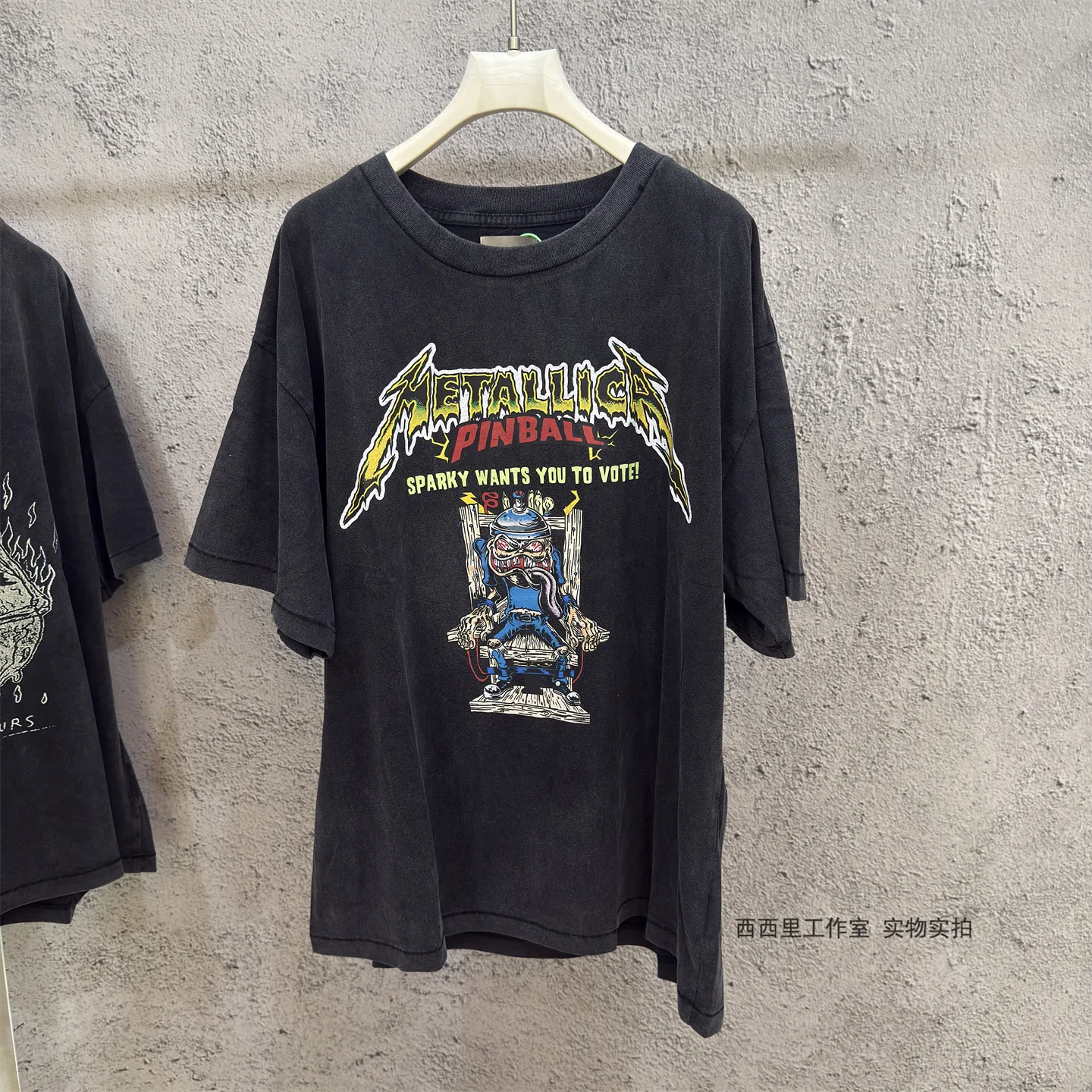 GALLERY DEPT x Metallica Wash Vintage Old Loose T-Shirt
GALLERY DEPT x Metallica Wash Vintage Old Loose T-Shirt