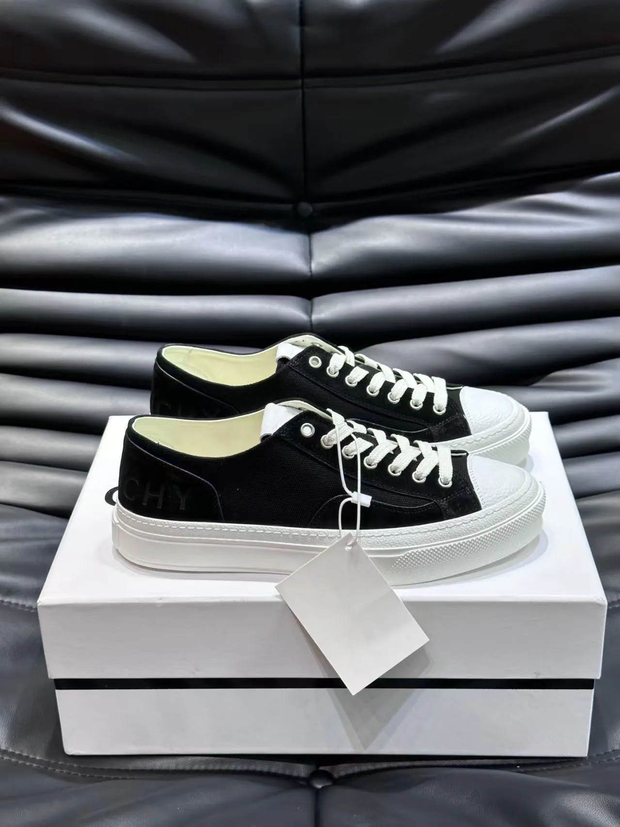 Men Thick Platform Suede Leather Patchwork Casual Shoes Lace Up Low Cut Round Toe Skateboard Shoes Outside Joggers Sneakers 23
Men Thick Platform Suede Leather Patchwork Casual Shoes Lace Up Low Cut Round Toe Skateboard Shoes Outside Joggers Sneakers 23