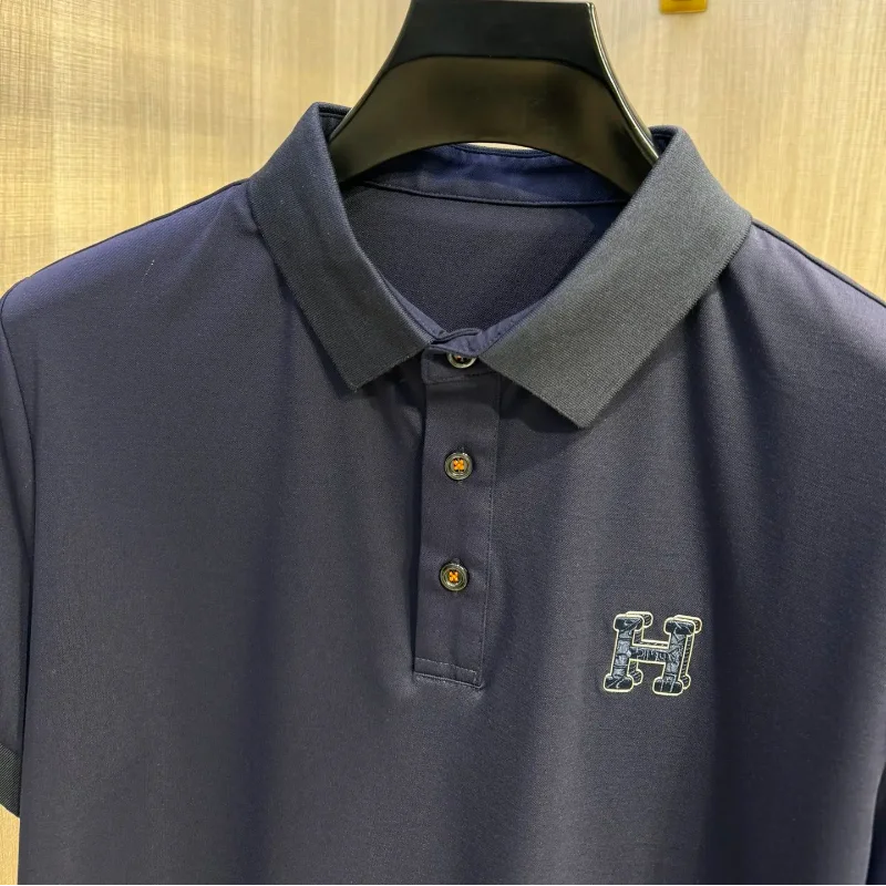 Best Quality H 1:1 Vintage Business Style Polo Shirt T-Shirts Cotton Top Tee Y2k Streetwear Woman's Clothes and Men's Clothing
Best Quality H 1:1 Vintage Business Style Polo Shirt T-Shirts Cotton Top Tee Y2k Streetwear Woman's Clothes and Men's Clothing