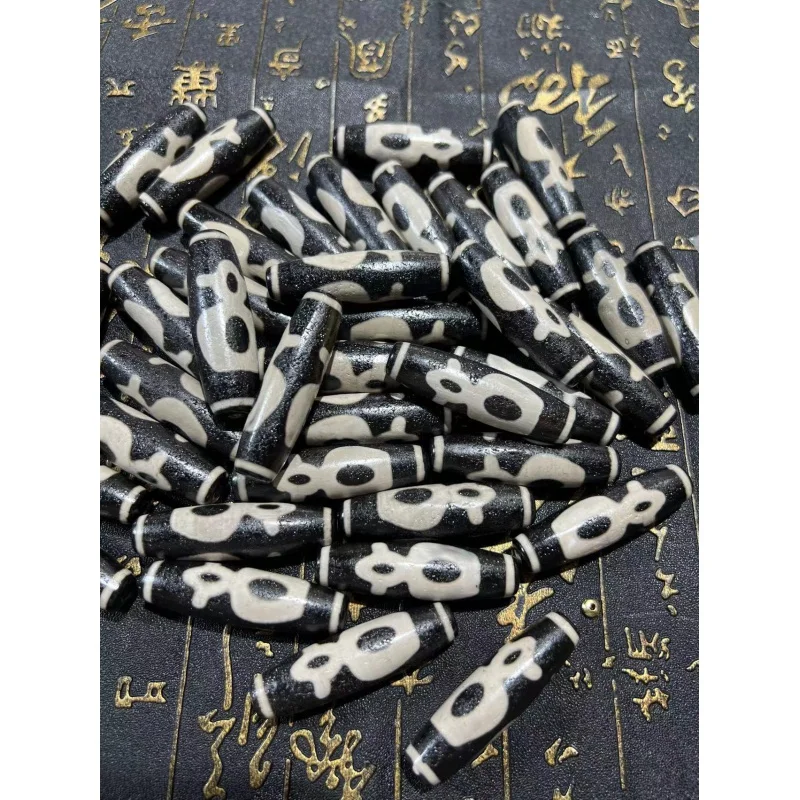 Tibetan Style Factory Wholesale High-Oil Coated Pulp Weathering Delicate 40mm Black and White to Pure Tibet Beads
Tibetan Style Factory Wholesale High-Oil Coated Pulp Weathering Delicate 40mm Black and White to Pure Tibet Beads