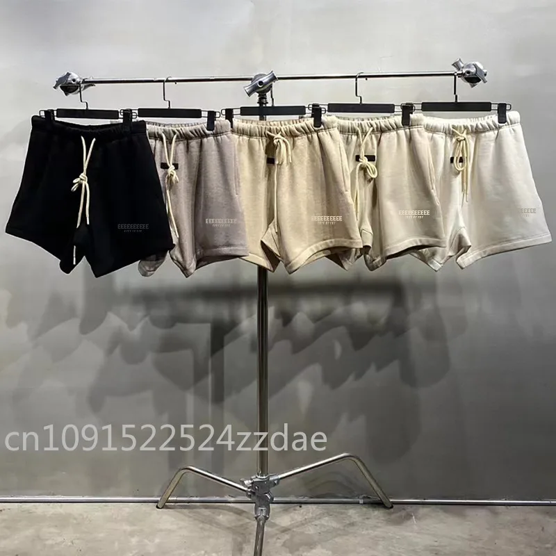 FW23 Cloud Series Роскошный дизайн Мужские повседневные шорты Две ряды Маленькие резиновые шорты с буквенным логотипом Дизайнерские брендовые свободные шорты Наборы
FW23 Cloud Series Роскошный дизайн Мужские повседневные шорты Две ряды Маленькие резиновые шорты с буквенным логотипом Дизайнерские брендовые свободные шорты Наборы