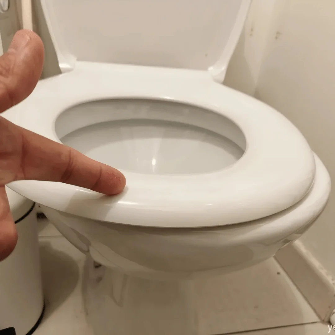 2 pieces of toilet seat stabilizers. Give this toilet stabilizer a try. It makes it easy to align the toilet.
2 pieces of toilet seat stabilizers. Give this toilet stabilizer a try. It makes it easy to align the toilet.