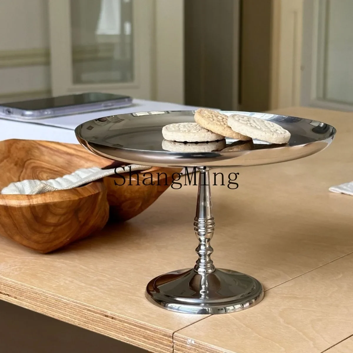 CLL stainless steel light luxury fruit plate candy plate high dessert plate desktop dessert
CLL stainless steel light luxury fruit plate candy plate high dessert plate desktop dessert