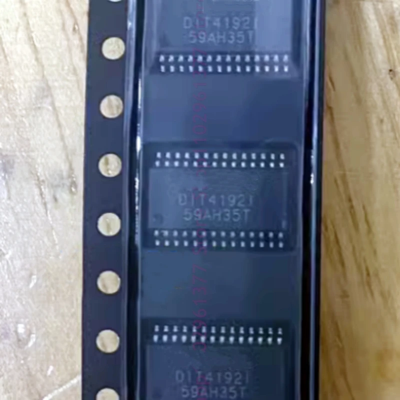 10-100 шт. новый чип аудиопроцессора DIT4192I DIT41921 DIT4192IPWR TSSOP-28
10-100 шт. новый чип аудиопроцессора DIT4192I DIT41921 DIT4192IPWR TSSOP-28