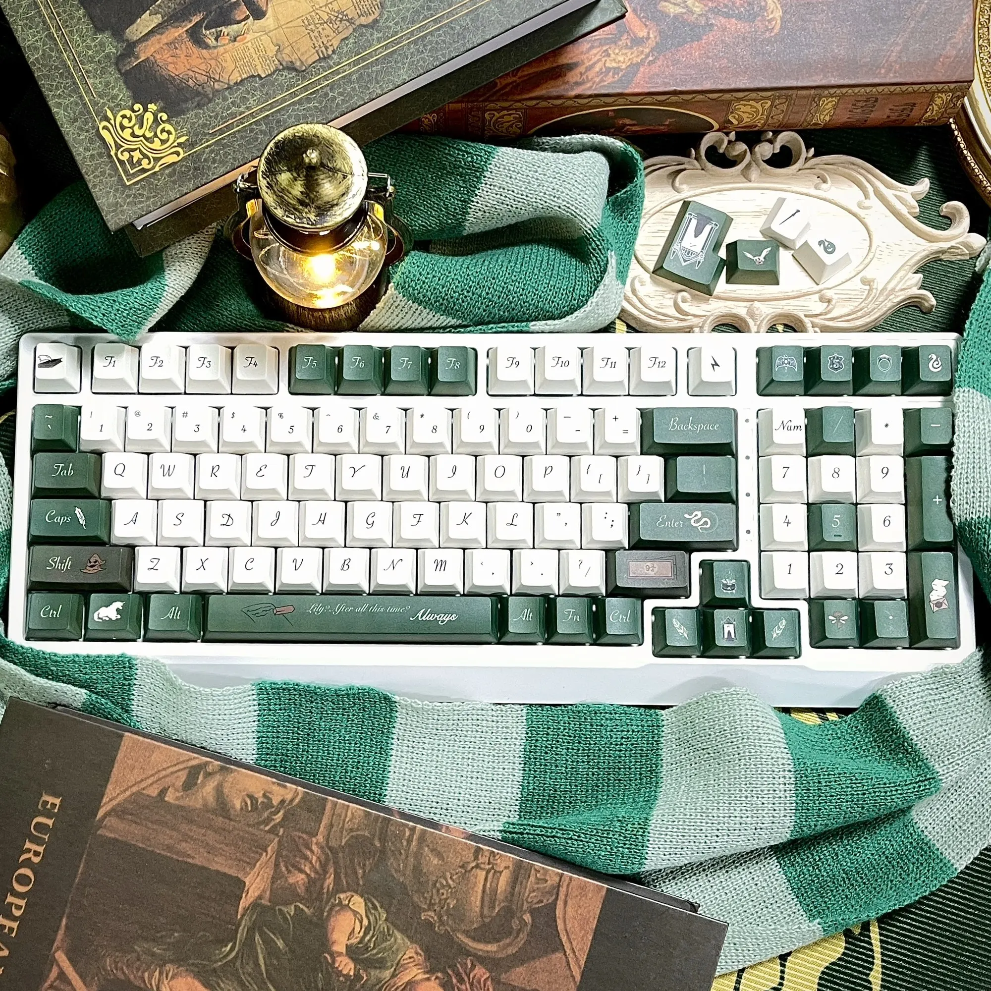 135-Key/Set snake-courtyard Riddle Original Height PBT Dye-Sublimated Keycaps for Mechanical Cross Switches
135-Key/Set snake-courtyard Riddle Original Height PBT Dye-Sublimated Keycaps for Mechanical Cross Switches