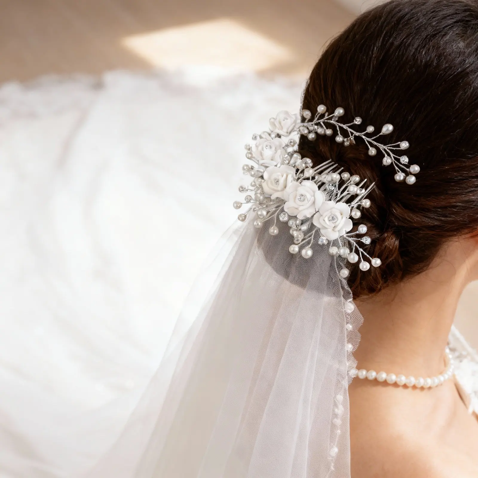 Elegant White Bridal Hair Comb with Delicate Pearls and Floral Design for Wedding Prom Party Church Dancing Picnic Soiree Bridal
Elegant White Bridal Hair Comb with Delicate Pearls and Floral Design for Wedding Prom Party Church Dancing Picnic Soiree Bridal