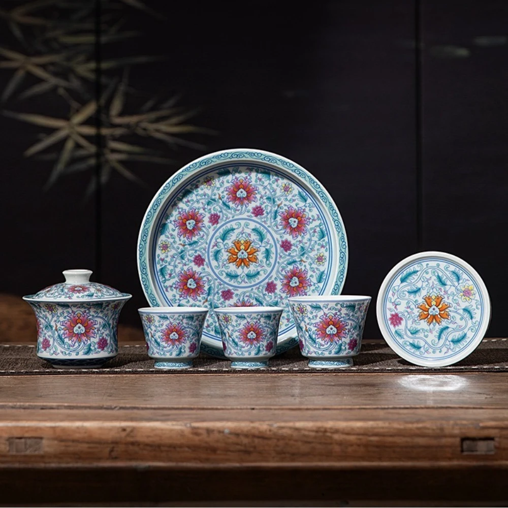 Chinese Retro Enamel Color Ceramic Cover Bowl Kung Fu Tea Set Household Dry Bubble Plate Cover Pot Holder Master Cup TeaCup Gift
Chinese Retro Enamel Color Ceramic Cover Bowl Kung Fu Tea Set Household Dry Bubble Plate Cover Pot Holder Master Cup TeaCup Gift