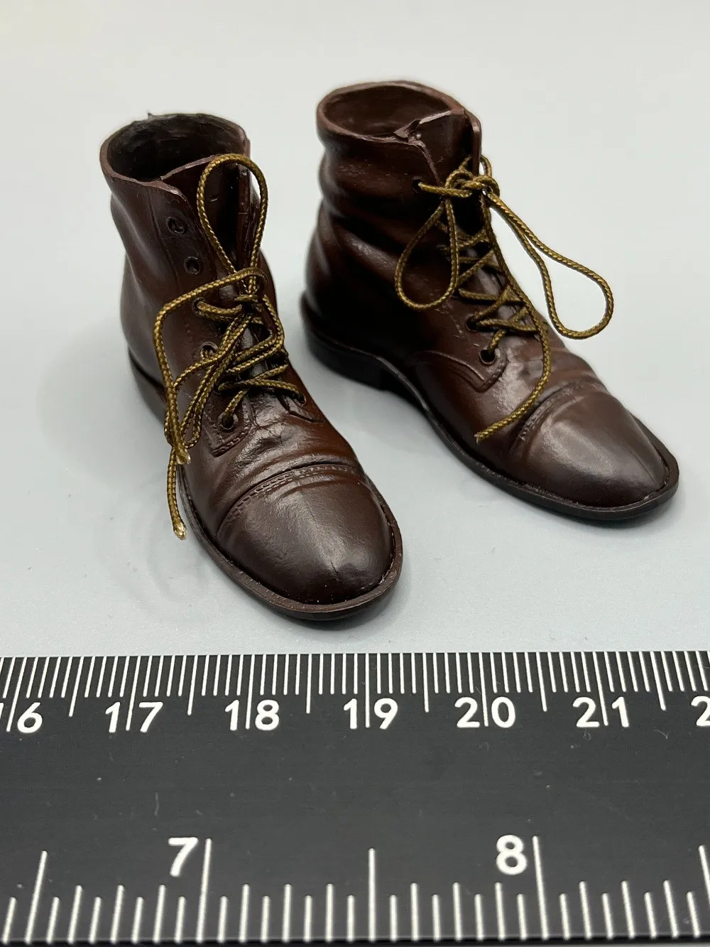 THTOYS THA002 Модель однотонных ботинок в масштабе 1/6 для фигурки 12 дюймов 
THTOYS THA002 Модель однотонных ботинок в масштабе 1/6 для фигурки 12 дюймов