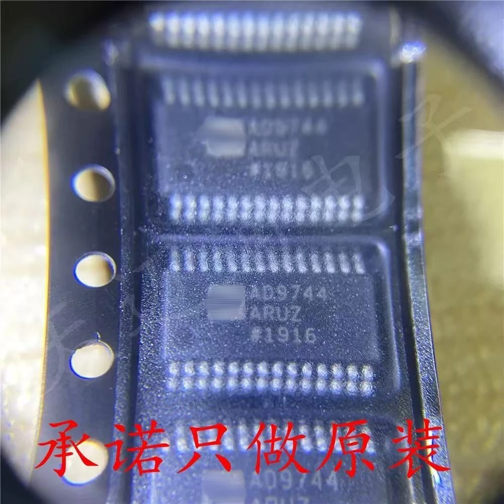 10~50Pcs New original AD9744ARUZ AD9744ARUZRL7 AD9744 TSSOP-28
10~50Pcs New original AD9744ARUZ AD9744ARUZRL7 AD9744 TSSOP-28