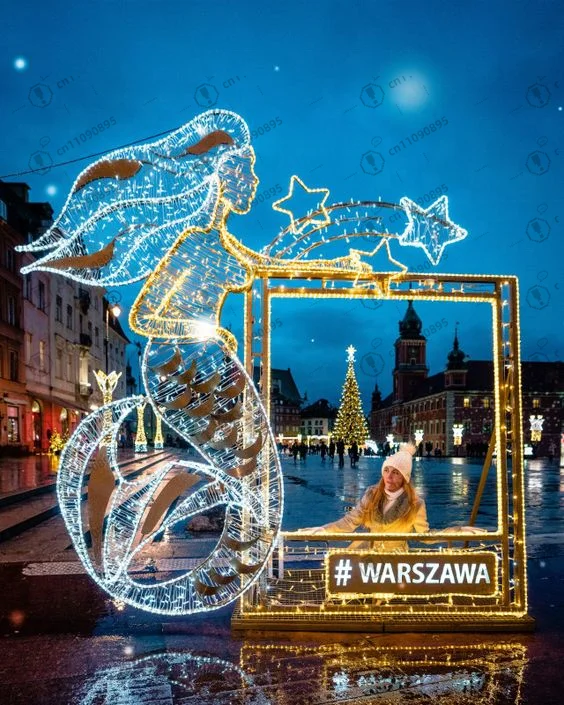 Indoor or outdoor Christmas holiday decoration lighting Christmas cute lighting photo frame theme standing board pattern light
Indoor or outdoor Christmas holiday decoration lighting Christmas cute lighting photo frame theme standing board pattern light