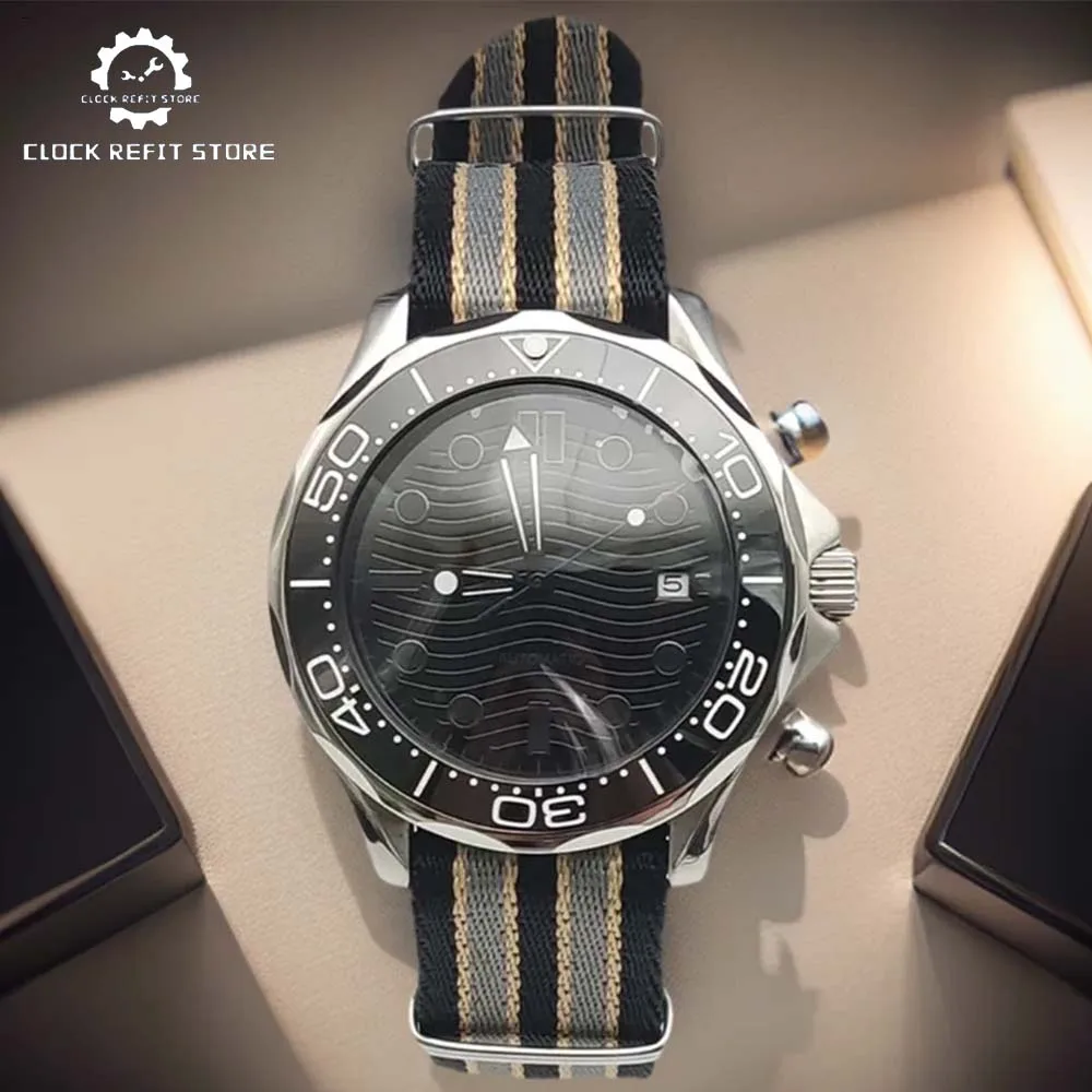 Men's Mechanical Watch 8215 Movement Stainless Steel Case Wave Pattern Aseptic Dial Calendar Display Men's Casual Watch
Men's Mechanical Watch 8215 Movement Stainless Steel Case Wave Pattern Aseptic Dial Calendar Display Men's Casual Watch