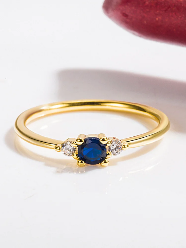 Серебряное кольцо S925 с синим бриллиантом, модное, легкое, простое, с цирконием, маленького размера, элегантное кольцо для женщин на каждый день
Серебряное кольцо S925 с синим бриллиантом, модное, легкое, простое, с цирконием, маленького размера, элегантное кольцо для женщин на каждый день