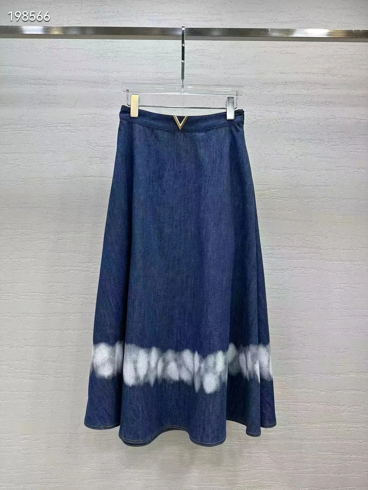 wd0271 Fashion women Skirts 2024 Popular European Design party style Women's Clothing
wd0271 Fashion women Skirts 2024 Popular European Design party style Women's Clothing