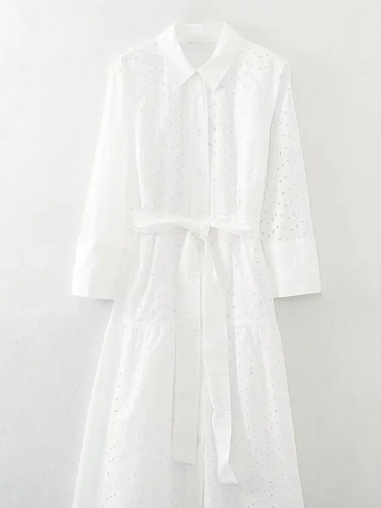 Maxdutti 2024 Autumn New French Fashion Elegant Cotton Dress Women Country Style Dress Hollow Embroidery Casual
Maxdutti 2024 Autumn New French Fashion Elegant Cotton Dress Women Country Style Dress Hollow Embroidery Casual