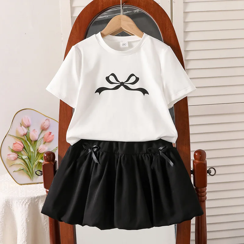 2025 Summer Bestseller Girls Printed Top&Bow Skirt Set,Sweet 2-Piece Outfit for Big Kids 8-12 Years, Trendy Casual Party Wear
2025 Summer Bestseller Girls Printed Top&Bow Skirt Set,Sweet 2-Piece Outfit for Big Kids 8-12 Years, Trendy Casual Party Wear