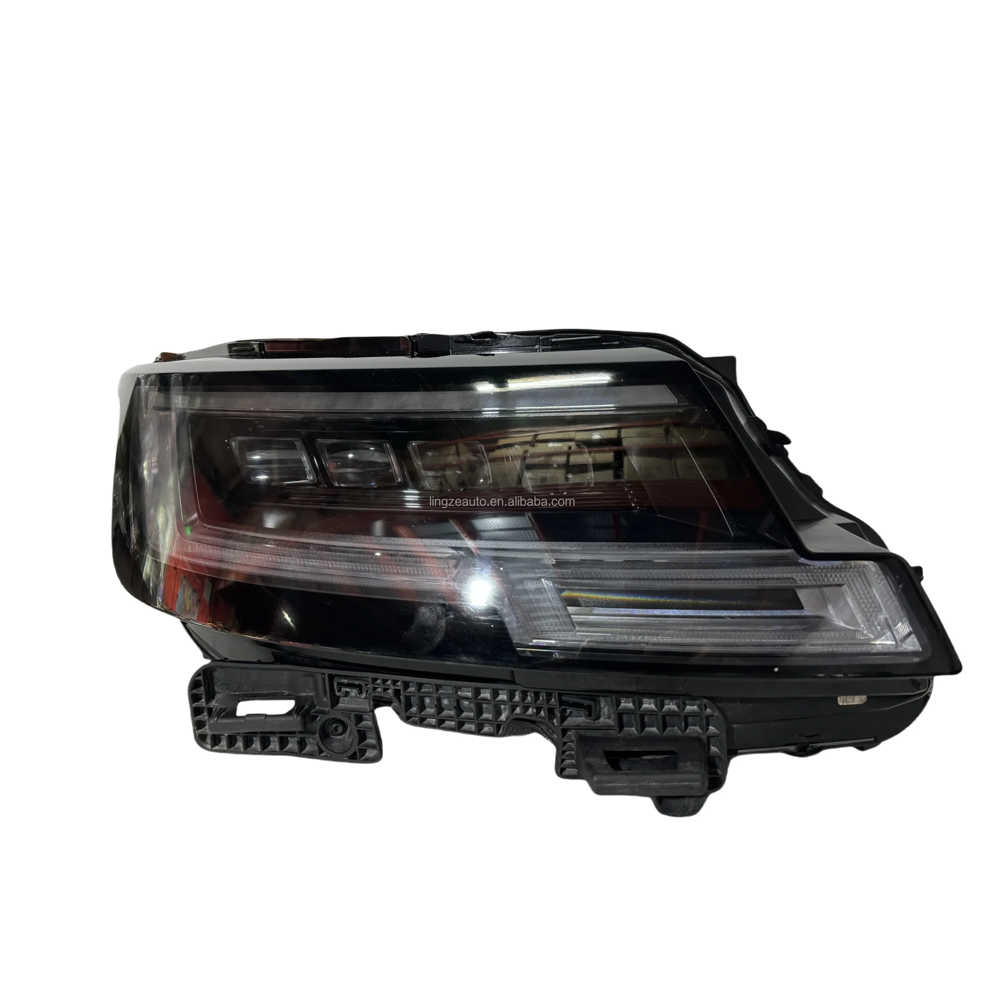 Подходит для фар Land Rover Range Rover 2023-2025, светодиодная фара Land Rover Matrix, новая лазерная фара L405, прямые продажи с фабрики
Подходит для фар Land Rover Range Rover 2023-2025, светодиодная фара Land Rover Matrix, новая лазерная фара L405, прямые продажи с фабрики