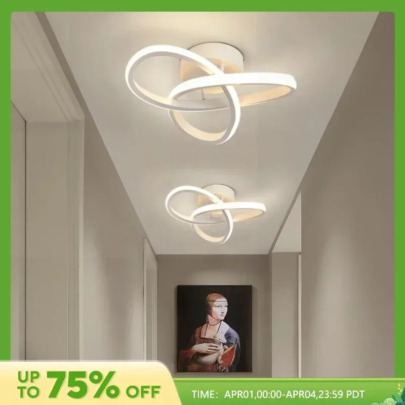 Household LED Chandelier Three Colors Modern Style Ceiling Lamp Bedroom Light Surface Installation AC 220V Dining Room
Household LED Chandelier Three Colors Modern Style Ceiling Lamp Bedroom Light Surface Installation AC 220V Dining Room
