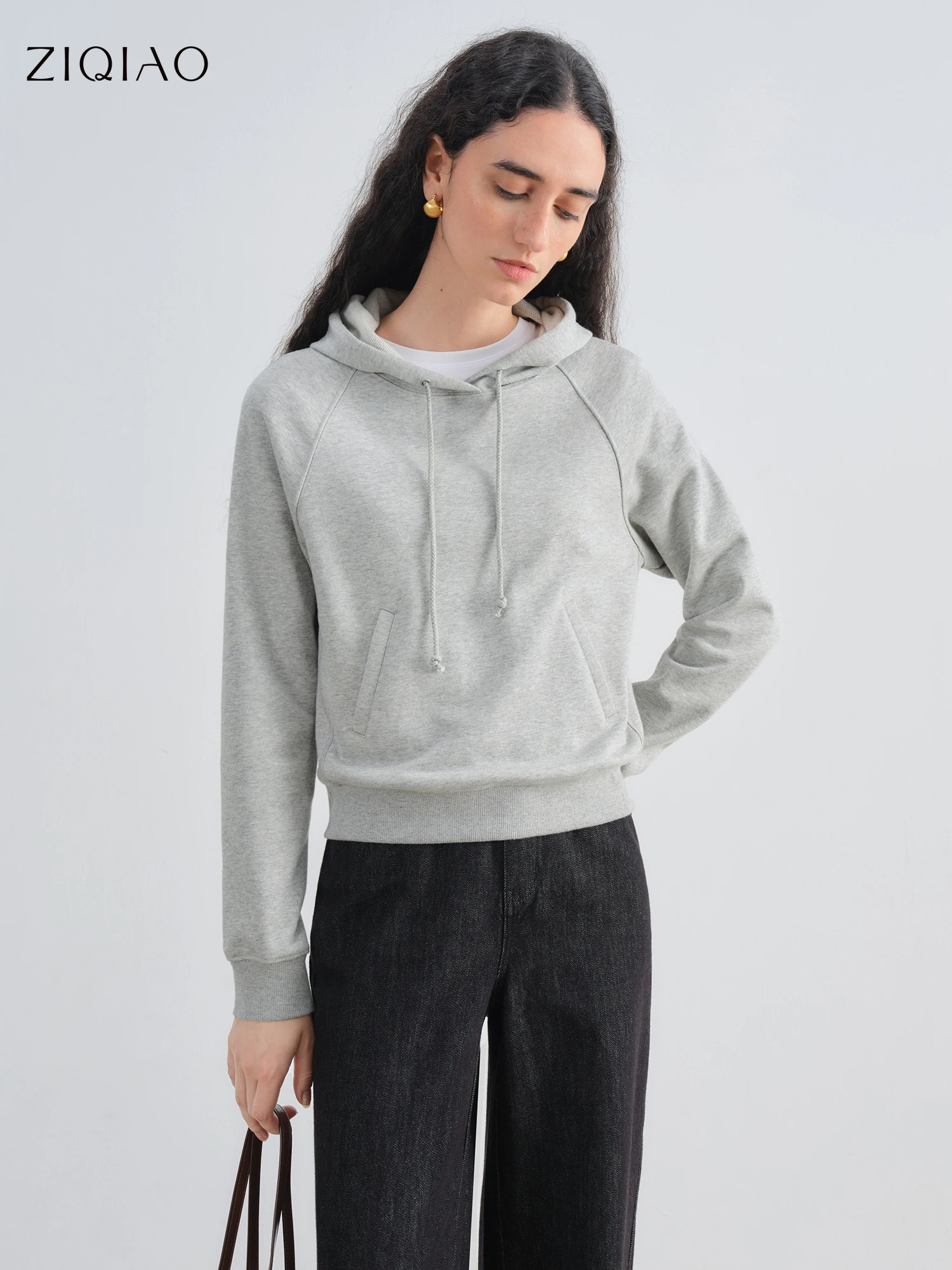 ZIQIAO Autumn 2025 Women's Hooded Sweatshirt - Scholastic Style Solid Color Slip-On Casual Pullover Relaxed Fit Daily Wear
ZIQIAO Autumn 2025 Women's Hooded Sweatshirt - Scholastic Style Solid Color Slip-On Casual Pullover Relaxed Fit Daily Wear