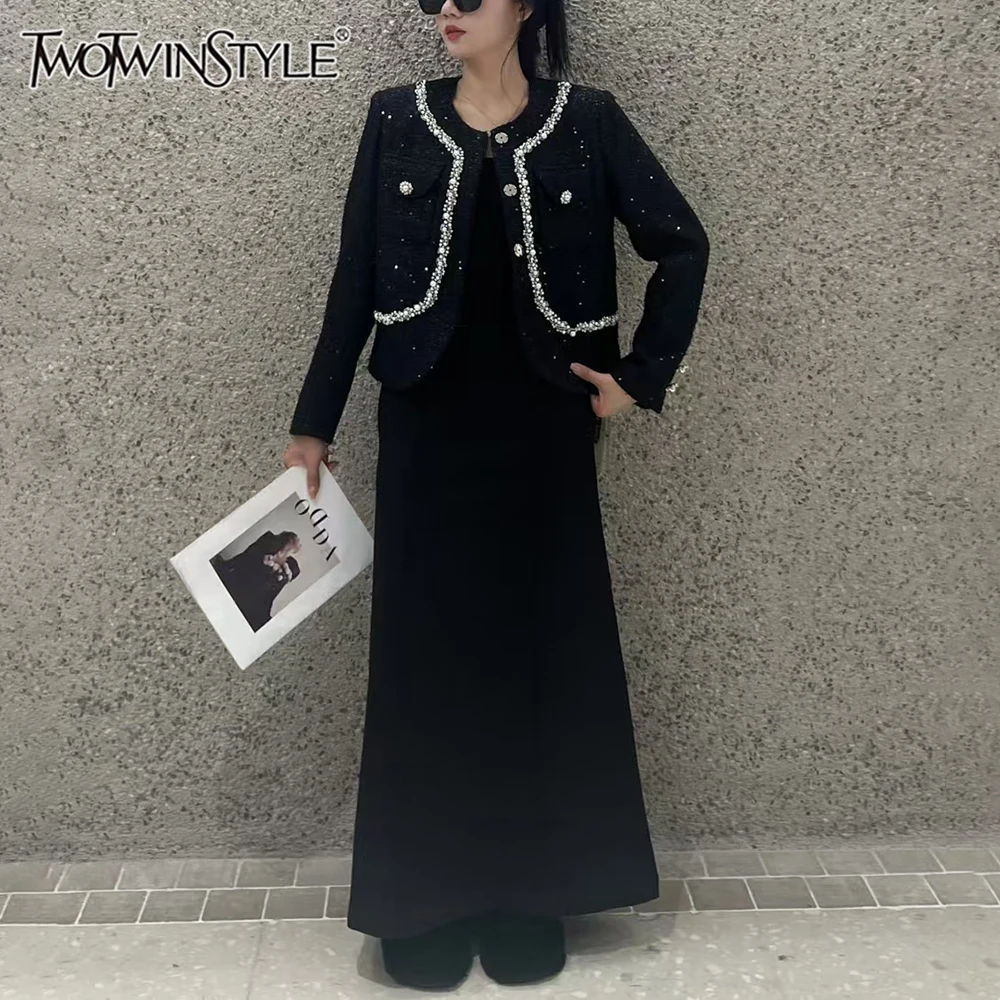 TWOTWINSTYLE Solid Two Piece Set For Women O Neck Long Sleeve Loose Spliced Diamonds Coat High Waist Skirt Casual Sets Female
TWOTWINSTYLE Solid Two Piece Set For Women O Neck Long Sleeve Loose Spliced Diamonds Coat High Waist Skirt Casual Sets Female