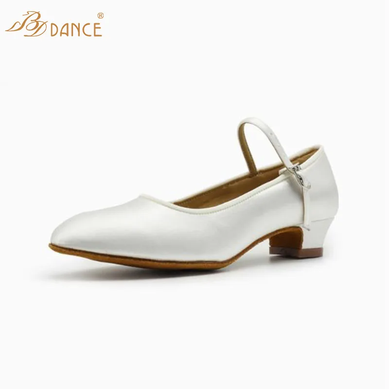 Betty upgraded modern dance children's and girls' soft soled dance shoes, professional ballroom dance social practice shoes 501
Betty upgraded modern dance children's and girls' soft soled dance shoes, professional ballroom dance social practice shoes 501
