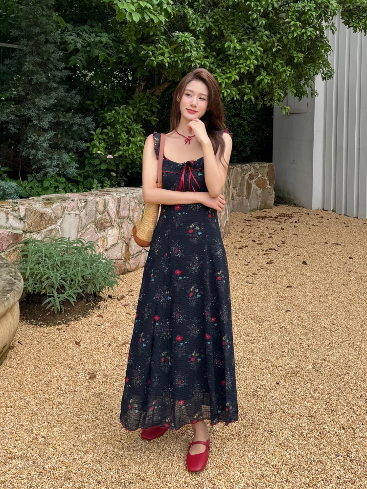 Ретро-платье NTS97: Новинка Весна-Лето, с квадратным вырезом, длинная юбка, цветочный принт, шифон, женская мода
Ретро-платье NTS97: Новинка Весна-Лето, с квадратным вырезом, длинная юбка, цветочный принт, шифон, женская мода