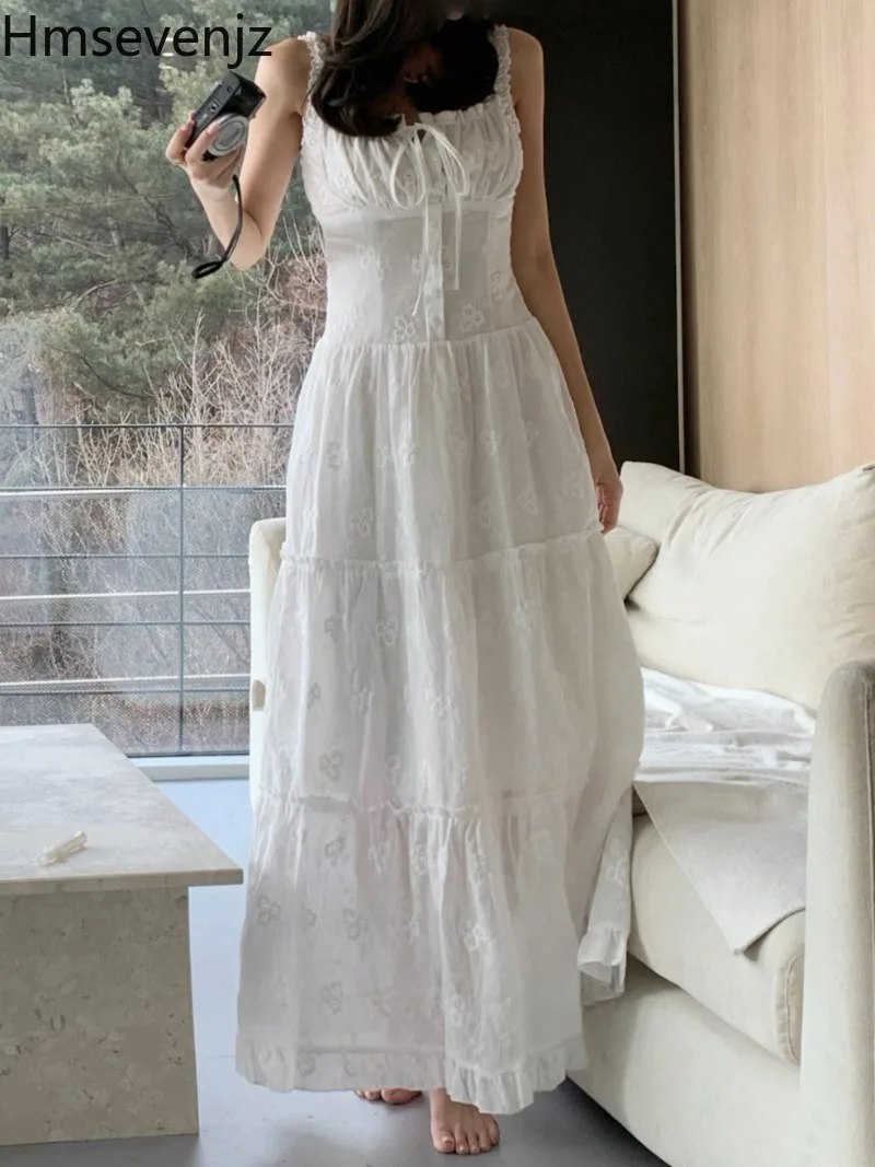Hmsevenjz Embroidered Strap Dress for Women's Summer Sexy Square Collar Lace-up Slim Fit Long Dress Fashion Female Clothes
Hmsevenjz Embroidered Strap Dress for Women's Summer Sexy Square Collar Lace-up Slim Fit Long Dress Fashion Female Clothes