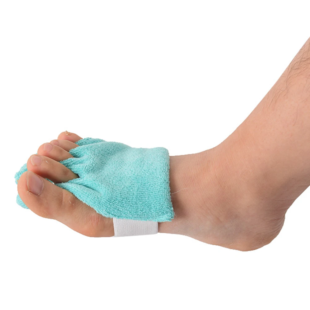 Toes Separation Pad Fester Prevention Foot Care Tool Protective Pads for Bedridden Elderly Soft Breathable Moisture Absorption
Toes Separation Pad Fester Prevention Foot Care Tool Protective Pads for Bedridden Elderly Soft Breathable Moisture Absorption