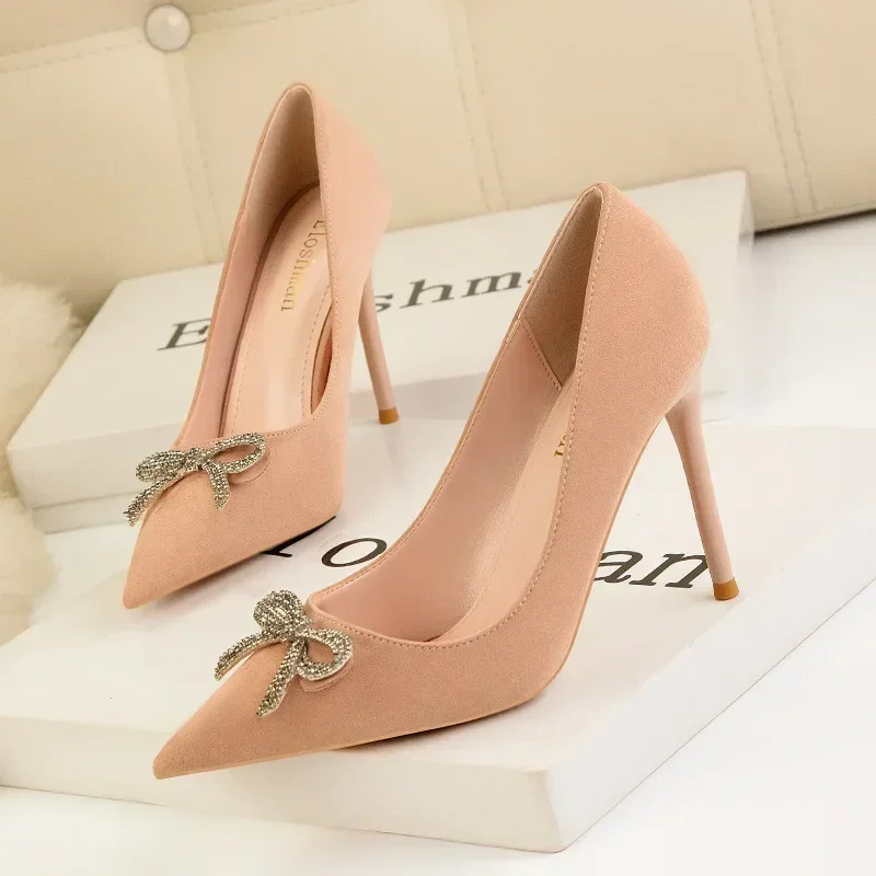 Luxury Fashion Sweet High Heeled Shoes Women's Shoes Stiletto Shallow Mouth Bowknot Shoes Women's Luxury High Heel
Luxury Fashion Sweet High Heeled Shoes Women's Shoes Stiletto Shallow Mouth Bowknot Shoes Women's Luxury High Heel