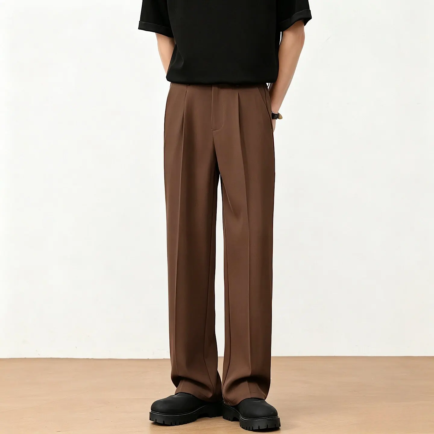 Black Straight-Leg Suit Pants for Men, Summer Thin Cropped Pants, High-End Drapey Loose Wide-Leg Casual Trousers
Black Straight-Leg Suit Pants for Men, Summer Thin Cropped Pants, High-End Drapey Loose Wide-Leg Casual Trousers