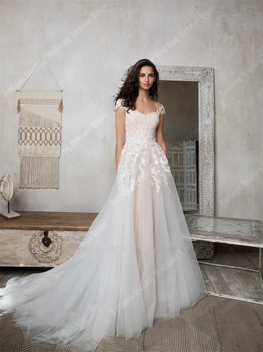 Elegant Illusion Women Wedding Dress Spaghetti Straps Applique Bridal Gowns Newest Backless Floor Length Tulle Vestidos De Novia
Elegant Illusion Women Wedding Dress Spaghetti Straps Applique Bridal Gowns Newest Backless Floor Length Tulle Vestidos De Novia