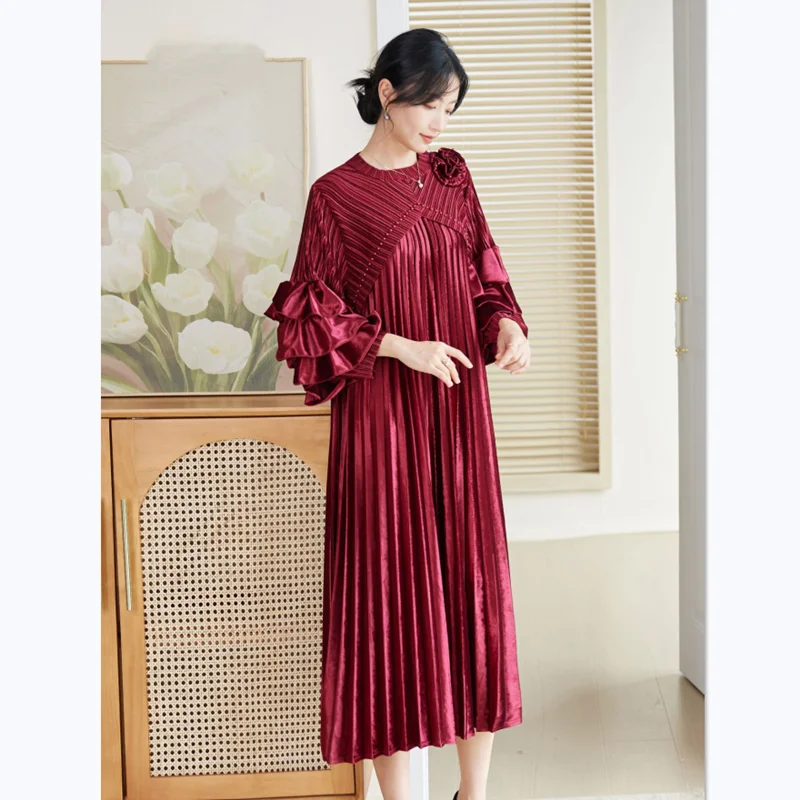 Autumn Dress Women High Quality Velvet Fashion Round Neck Stretch Miyake Pleated Loose A Line Dresses Mid Calf Length
Autumn Dress Women High Quality Velvet Fashion Round Neck Stretch Miyake Pleated Loose A Line Dresses Mid Calf Length