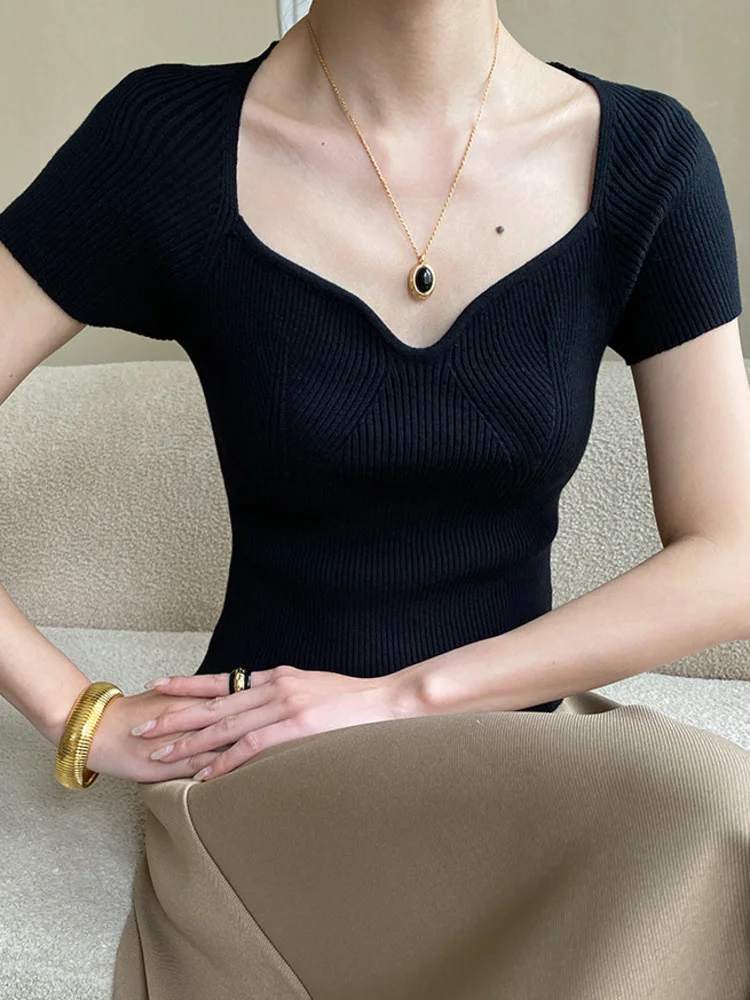 Fashion Women's Tops V-neck Slim Short Sleeve Spliced Waist Solid Color Knitting Bottoming Sweaters Summer 2023 New M788
Fashion Women's Tops V-neck Slim Short Sleeve Spliced Waist Solid Color Knitting Bottoming Sweaters Summer 2023 New M788