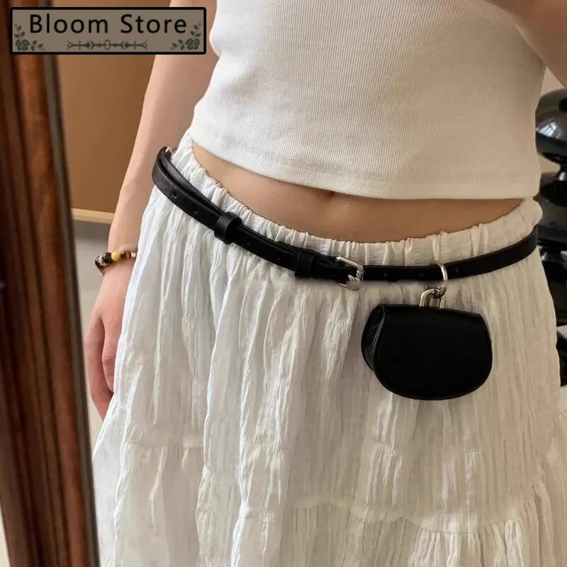 Korean Fashion All Match Mini Handbags Women Vintage Ins Belt Purses Solid Leather Streetwear Simple Waist Packs Y2k Aesthetic
Korean Fashion All Match Mini Handbags Women Vintage Ins Belt Purses Solid Leather Streetwear Simple Waist Packs Y2k Aesthetic