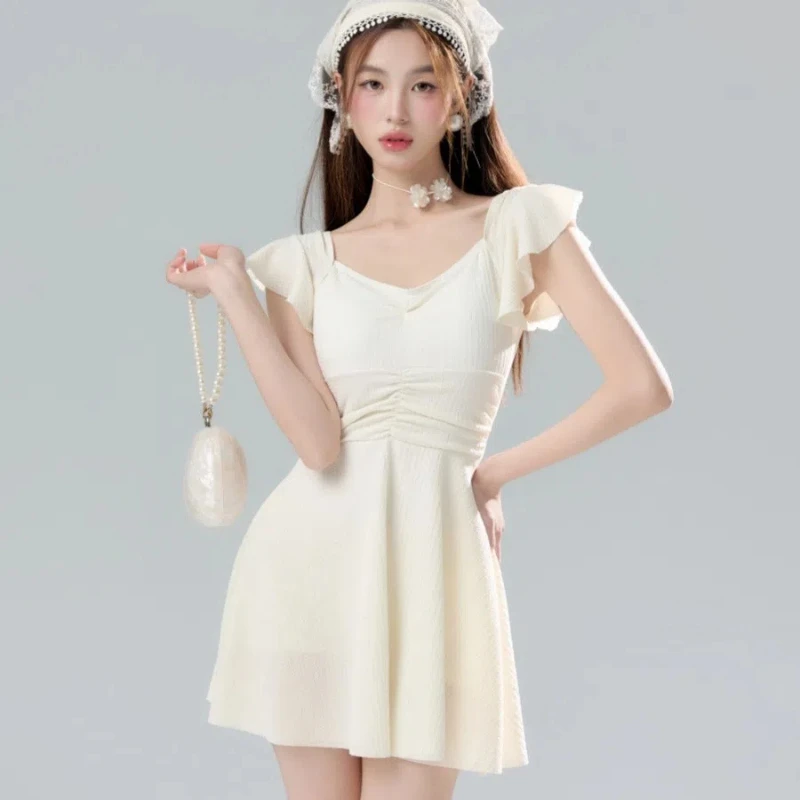 2025 New One-piece Swimsuit for Women with Sweet Style Slim Waist Cover Belly High-end Small Breasts Swimsuit
2025 New One-piece Swimsuit for Women with Sweet Style Slim Waist Cover Belly High-end Small Breasts Swimsuit