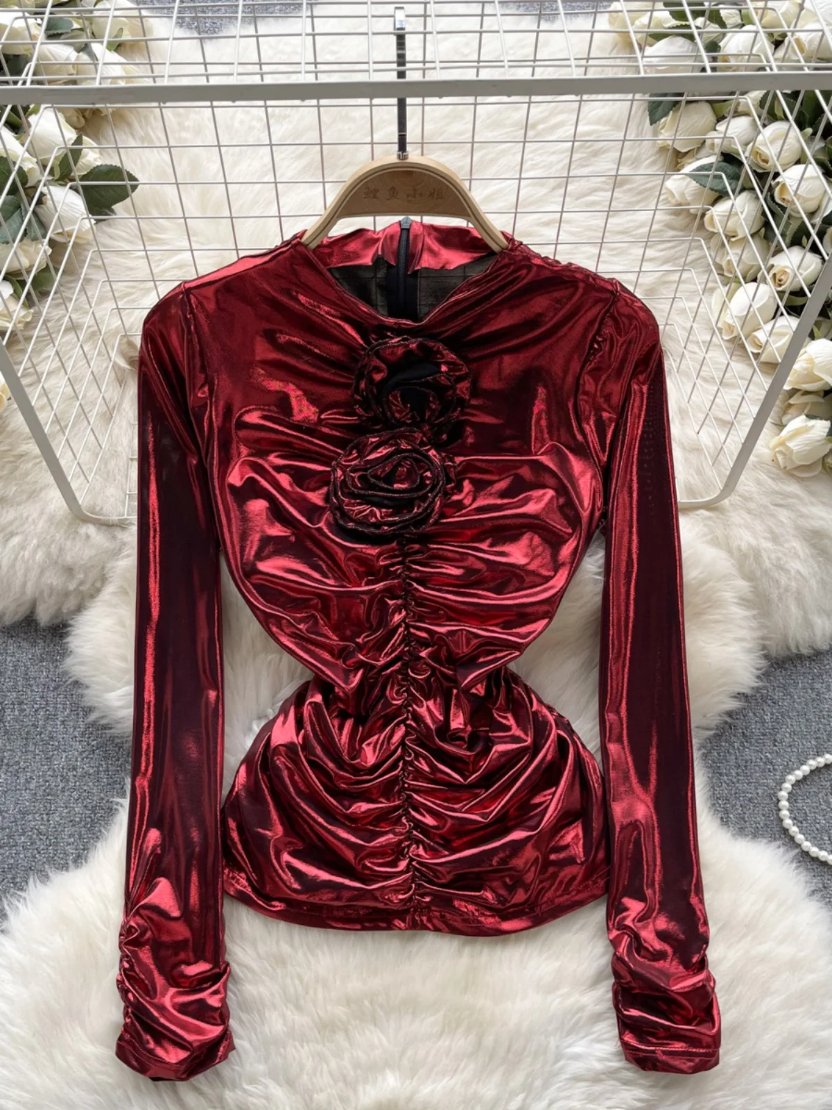 Spring 2024 Women's Slim Fit Long Sleeve Base Shirt Design Sensation 3D Flower Pleated Versatile Shiny T-Shirt New Arrival
Spring 2024 Women's Slim Fit Long Sleeve Base Shirt Design Sensation 3D Flower Pleated Versatile Shiny T-Shirt New Arrival