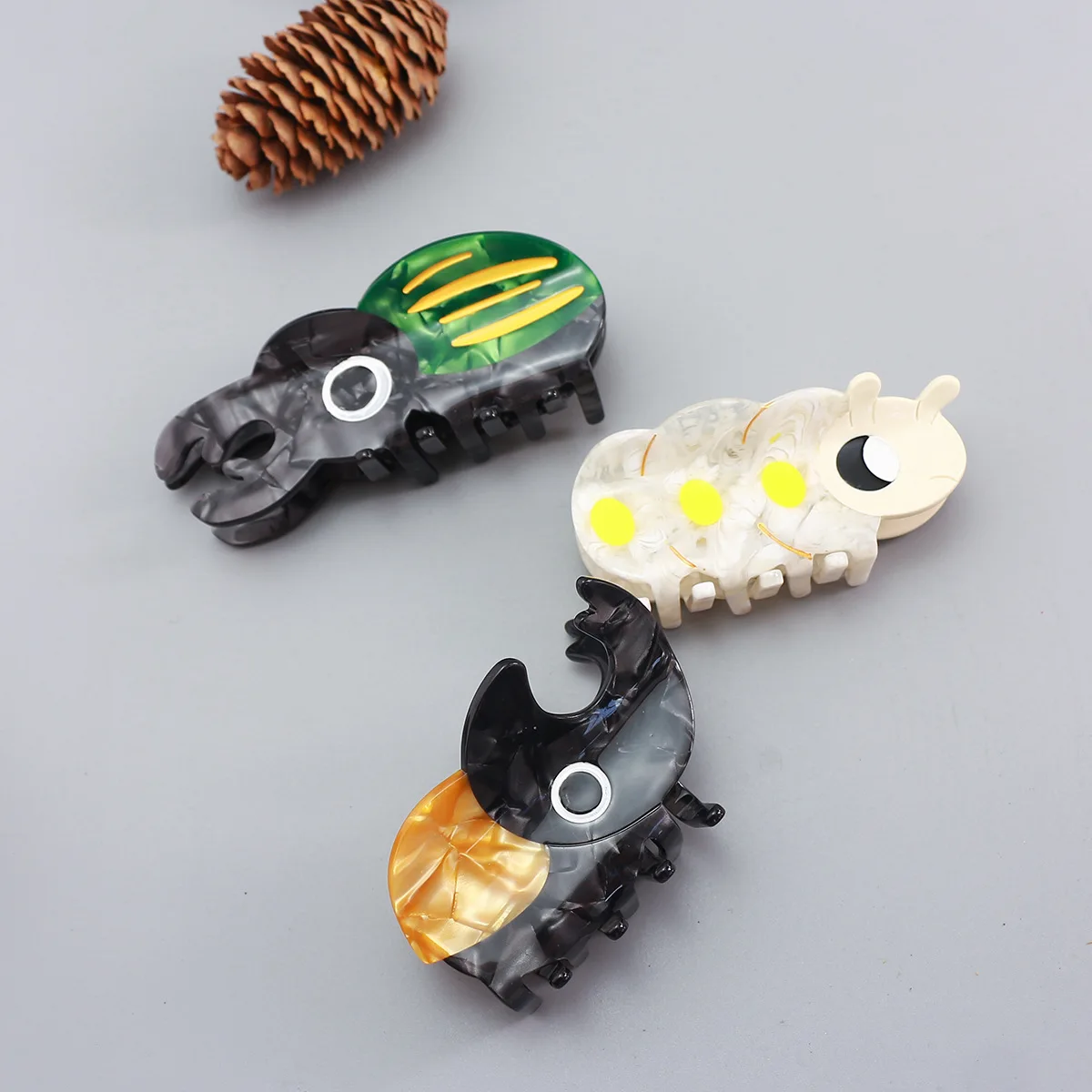 Simulated Rhinoceros Beetle Hair Claw Creative Design Insect Acetate Claw Hair Clip Hairpin Hair Accessory
Simulated Rhinoceros Beetle Hair Claw Creative Design Insect Acetate Claw Hair Clip Hairpin Hair Accessory