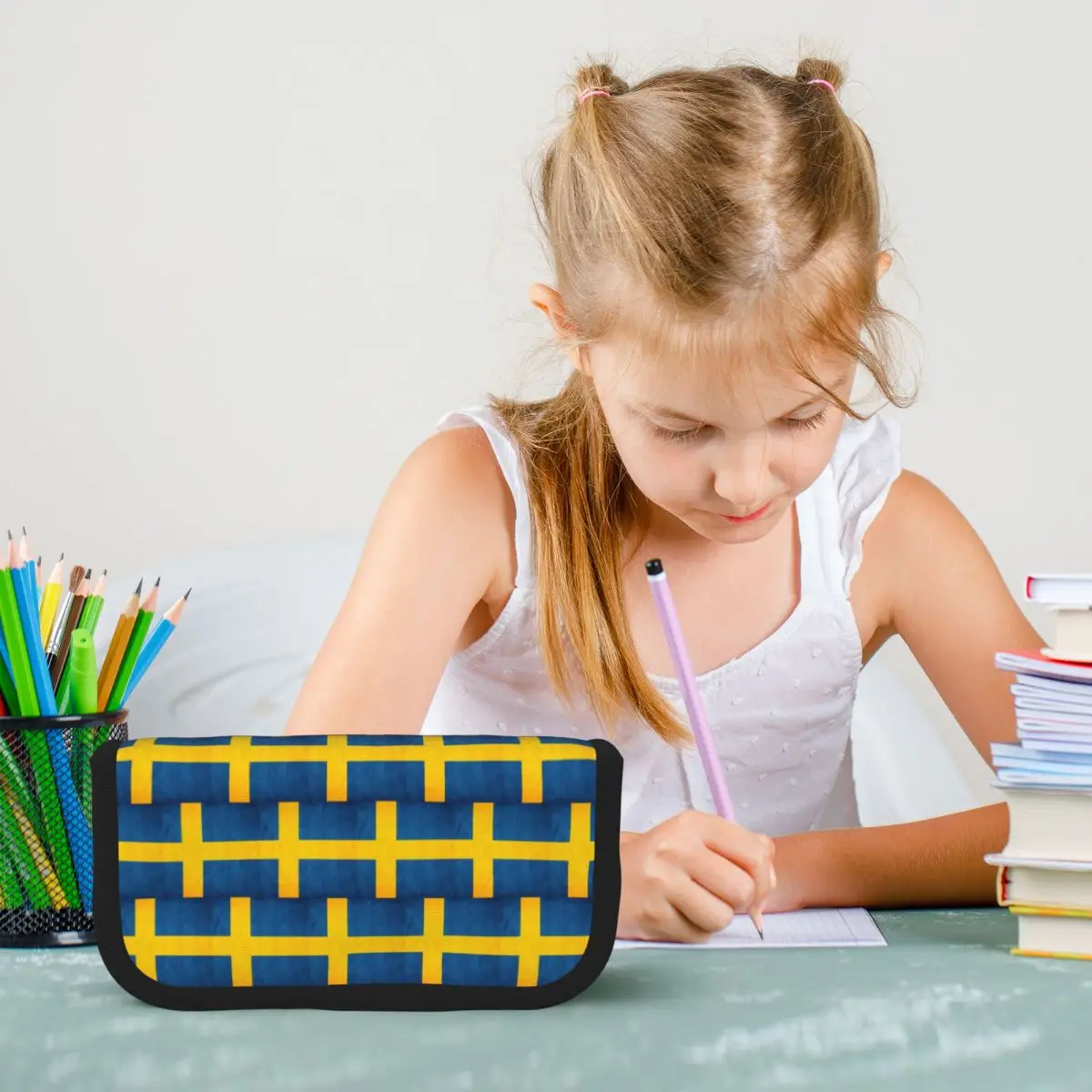 Sweden Swedish Flag Pencil Cases Pen Holder Large Capacity Pen Box Pencil Bag for Studen Gifts
Sweden Swedish Flag Pencil Cases Pen Holder Large Capacity Pen Box Pencil Bag for Studen Gifts