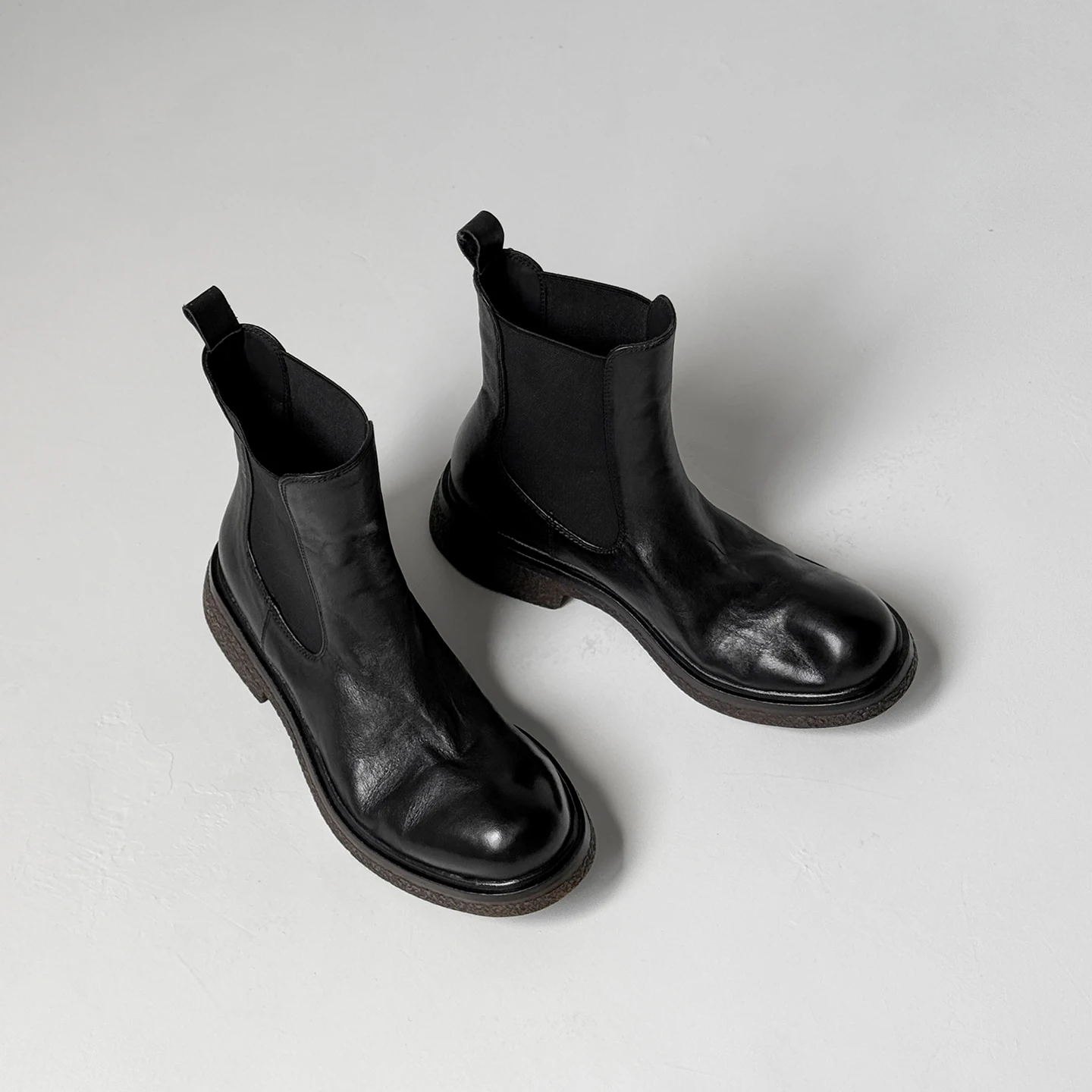 Genuine Leather Women's Shoes Fashion Chelsea Boots Round Toe Slip-on Elastic Band Ankle Boots Casual ladies Work Short Boots
Genuine Leather Women's Shoes Fashion Chelsea Boots Round Toe Slip-on Elastic Band Ankle Boots Casual ladies Work Short Boots