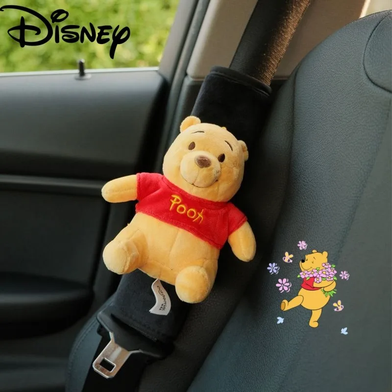Мягкий наплечник для ремня безопасности автомобиля с изображением милого мультяшного медведя Пуха от Disney, новый модный аксессуар для декора салона автомобиля, предотвращает напряжение шеи
Мягкий наплечник для ремня безопасности автомобиля с изображением милого мультяшного медведя Пуха от Disney, новый модный аксессуар для декора салона автомобиля, предотвращает напряжение шеи