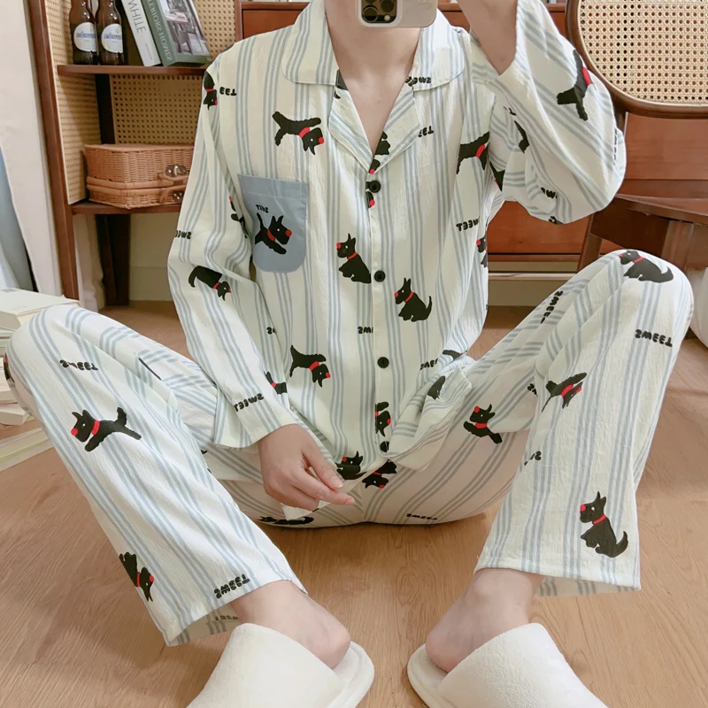 DAIMELU large-size pajamas men's spring autumn long-sleeved youth casual plaid loungewear male sleepwear simple nightwear set
DAIMELU large-size pajamas men's spring autumn long-sleeved youth casual plaid loungewear male sleepwear simple nightwear set