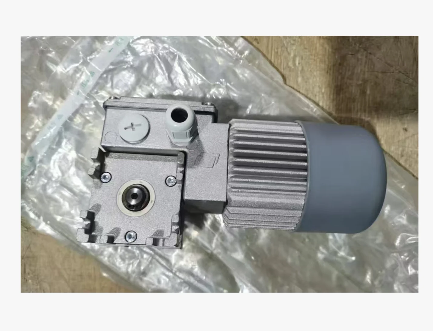 Exclusive Link - Customer Order, Two Gearmotors
Exclusive Link - Customer Order, Two Gearmotors