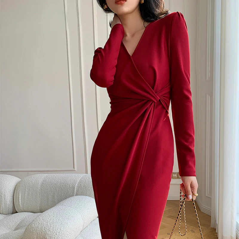 Red V Neck Dress for Women Autumn 2023 New French Style Long Sleeve Bodycon Dresses Ladies Solid Split Sexy Dress
Red V Neck Dress for Women Autumn 2023 New French Style Long Sleeve Bodycon Dresses Ladies Solid Split Sexy Dress