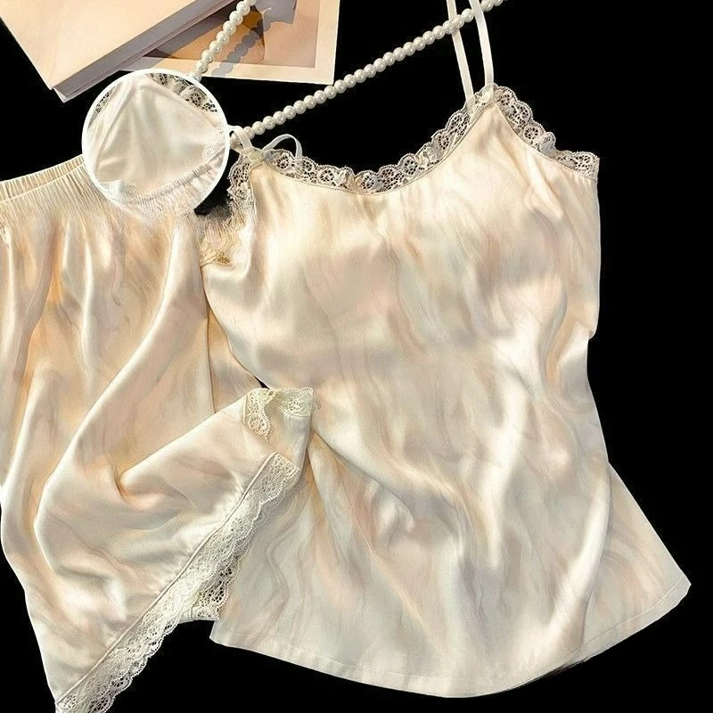 Ice Ribbon Chest Pad Suspender Set Pajamas Women's Summer Pajamas Suspender Shorts New Sexy Loungewear Comfortable Fashion
Ice Ribbon Chest Pad Suspender Set Pajamas Women's Summer Pajamas Suspender Shorts New Sexy Loungewear Comfortable Fashion