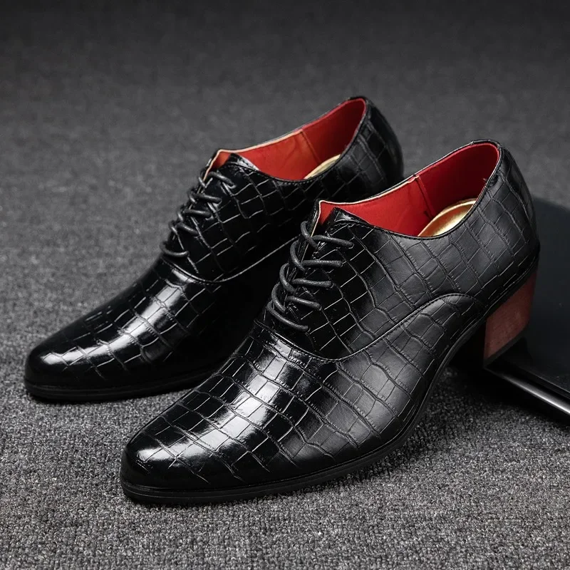 High End Men's Hand Sewn PU Leather Shoes Classic Business Shoes Height Increasing Formal Shoes European American Design Styles
High End Men's Hand Sewn PU Leather Shoes Classic Business Shoes Height Increasing Formal Shoes European American Design Styles