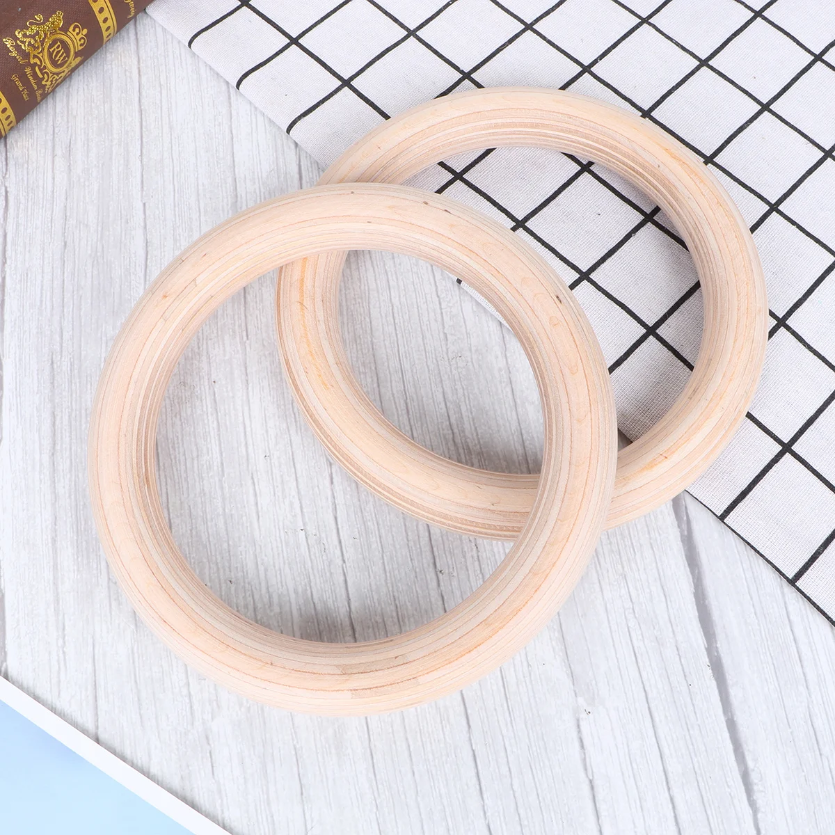 1 Pair Wooden Gymnastic Rings For Smooth Fitness Training Pull-Ups Dips Rows Indoor Outdoor Exercise Ring Set
1 Pair Wooden Gymnastic Rings For Smooth Fitness Training Pull-Ups Dips Rows Indoor Outdoor Exercise Ring Set