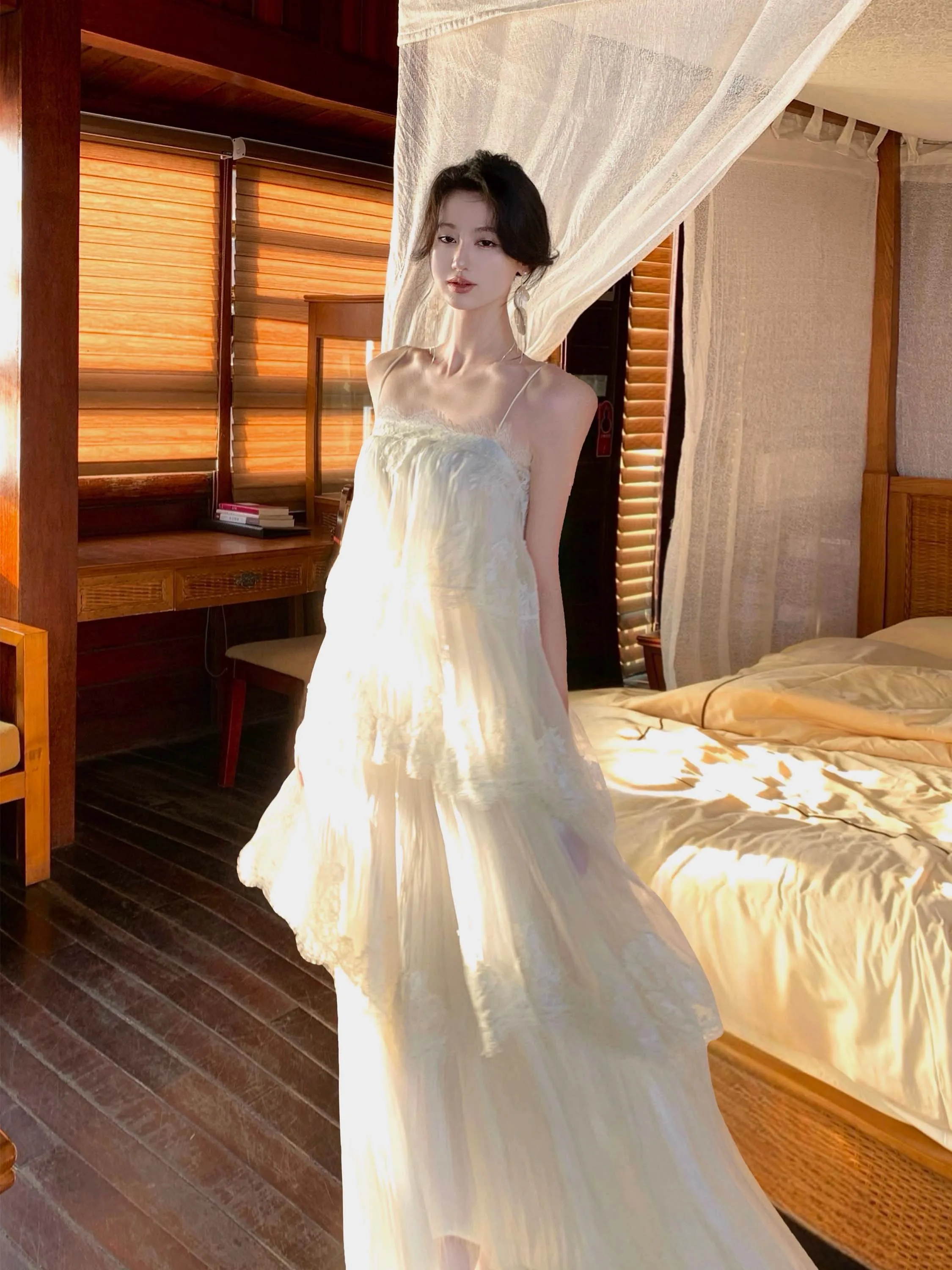 Sweet Fairy White A-Line Dress Women's Nu an Spring Summer New Style Gown with Sashes High Waist Pleated Five Sleeve Length
Sweet Fairy White A-Line Dress Women's Nu an Spring Summer New Style Gown with Sashes High Waist Pleated Five Sleeve Length