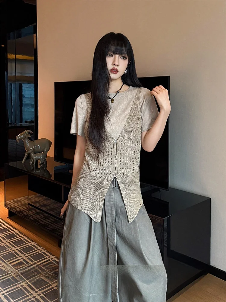Women's Short Sleeve T-Shirt Knitted Hollow out Design Summer Set Two Piece Set Breathable round Neck T-Shirt Casual Fashion
Women's Short Sleeve T-Shirt Knitted Hollow out Design Summer Set Two Piece Set Breathable round Neck T-Shirt Casual Fashion